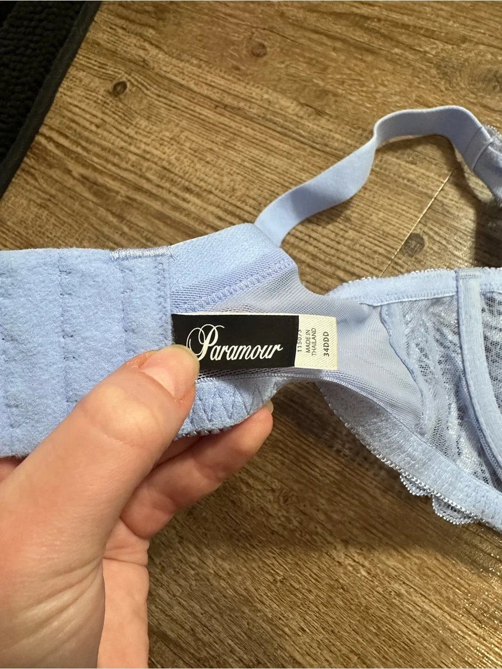 34DDD blue lace bra